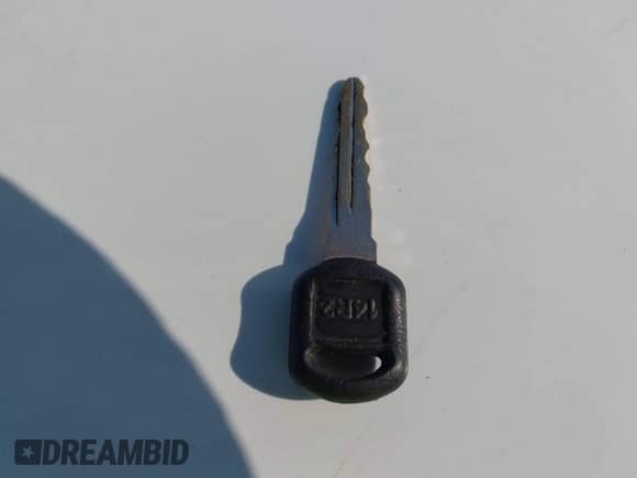 1995 GMC Sierra 1500 с VIN 1GTEC14Z8SZ552548, выставлен на аукционе IAAI как лот 42990218 с пробегом 234 416 миль миль и . История ставок и продаж доступна на DreamBid. Изображение 11.
