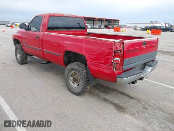 1998 Dodge 2500 with VIN 3B7KF26Z9WM240954, listed as a IAAI auction lot 41978567 with 140,042 mi miles and . Bid and sale history available at DreamBid. Image 3.