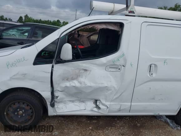 2017 Chevrolet City Express Cargo LS с VIN 3N63M0YN6HK716176, выставлен на аукционе IAAI как лот 42421001 с пробегом 83 531 миль миль и . История ставок и продаж доступна на DreamBid. Изображение 6.