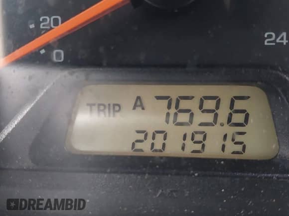 2000 Honda Accord SE with VIN 1HGCG5673YA110039, listed as a IAAI auction lot 42922637 with 201,915 mi miles and . Bid and sale history available at DreamBid. Image 16.