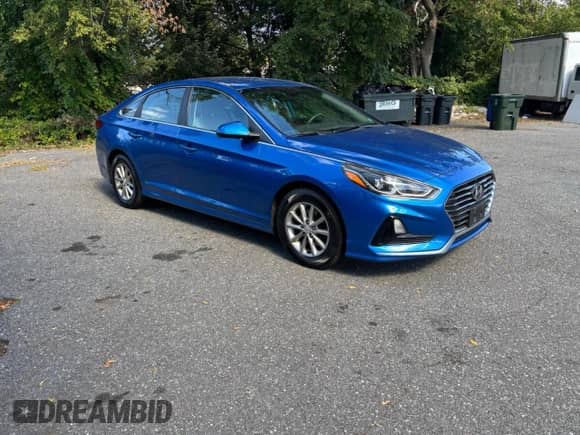 2018 Hyundai Sonata SE z VIN 5NPE24AF4JH609509, wystawiony jako Copart lot #90923715 z przebiegiem 143 475 mil mil oraz Czysty tytuł • Clean title. Historia ofert i sprzedaży dostępna na DreamBid. Obrazek 1.