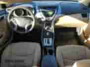 2011 Hyundai Elantra GLS z VIN KMHDH4AE3BU122533, wystawiony jako Copart lot #84761025 z przebiegiem 245 635 mil mil oraz Szkoda całkowita • Salvage title. Historia ofert i sprzedaży dostępna na DreamBid. Obrazek 8.