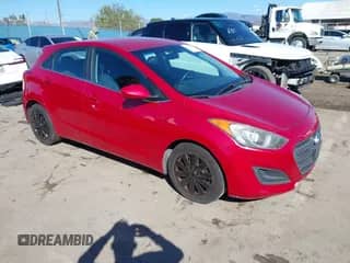2016 Hyundai Elantra с VIN KMHD35LH1GU266519, выставлен на аукционе IAAI как лот 43460337 с пробегом 104 306 миль миль и . История ставок и продаж доступна на DreamBid. Изображение 1.
