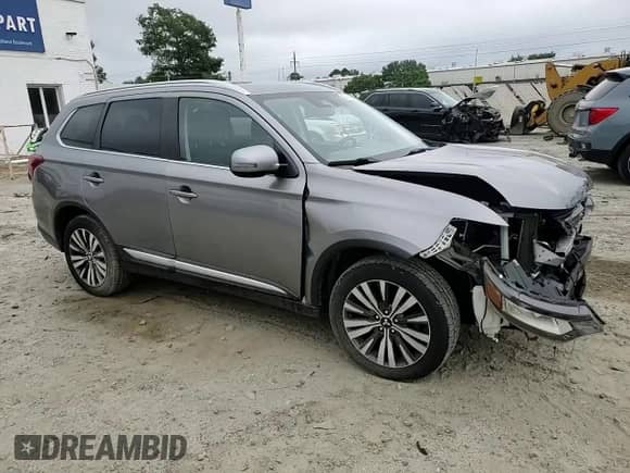 2020 Mitsubishi Outlander ES с VIN JA4AZ3A3XLZ040603, выставлен на аукционе Copart как лот 69041795 с пробегом 67 069 миль миль и Списание • Salvage title. История ставок и продаж доступна на DreamBid. Изображение 15.
