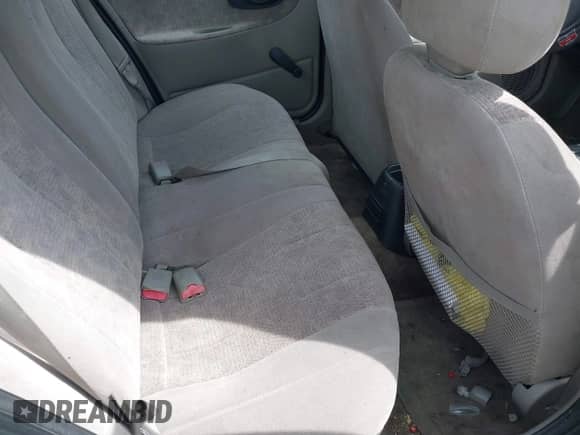 1999 Saturn SL z VIN 1G8ZK5275XZ165082, wystawiony jako IAAI lot #41939970 z przebiegiem 102 694 mil mil oraz . Historia ofert i sprzedaży dostępna na DreamBid. Obrazek 8.