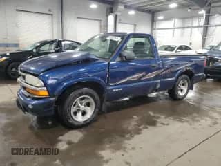 1999 Chevrolet S-10 LS with VIN 1GCCS1448XK137700, listed as a Copart auction lot 47007055 with 179,524 mi miles and Salvage title. Bid and sale history available at DreamBid. Image 1.