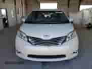 2017 Toyota Sienna XLE with VIN 5TDDZ3DC8HS167213, listed as a Copart auction lot 86546285 with 138,404 mi miles and Salvage title. Bid and sale history available at DreamBid. Image 5.