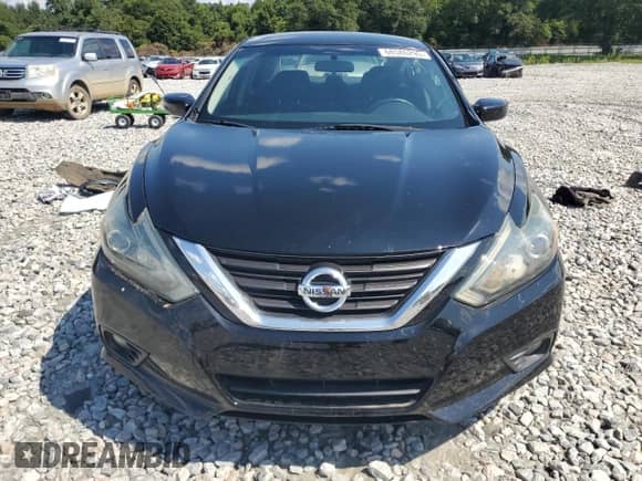 2016 Nissan Altima SR with VIN 1N4AL3AP5GC170880, listed as a Copart auction lot 68586295 with 188,387 mi miles and Salvage title. Bid and sale history available at DreamBid. Image 5.