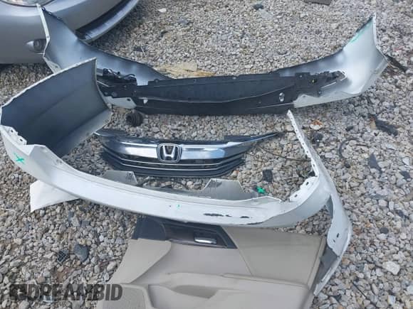 2017 Honda Accord Touring with VIN 1HGCR3F98HA003410, listed as a IAAI auction lot 42534659 with 211,470 mi miles and . Bid and sale history available at DreamBid. Image 12.