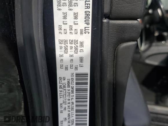 2012 Jeep Grand Cherokee Overland z VIN 1C4RJFCT7CC171327, wystawiony jako Copart lot #85351575 z przebiegiem 162 661 mil mil oraz Czysty tytuł • Clean title. Historia ofert i sprzedaży dostępna na DreamBid. Obrazek 12.