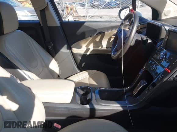 2012 Chevrolet Volt с VIN 1G1RD6E44CU103468, выставлен на аукционе IAAI как лот 41544939 с пробегом 167 445 миль миль и . История ставок и продаж доступна на DreamBid. Изображение 5.