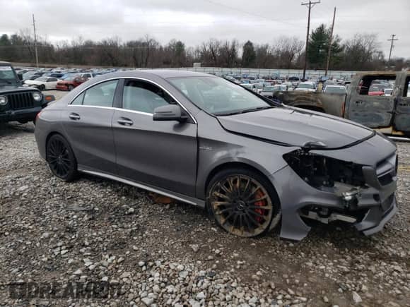 2016 Mercedes-Benz CLA 45 AMG с VIN WDDSJ5CB4GN315855, выставлен на аукционе Copart как лот 82032203 с пробегом Не указан миль и . История ставок и продаж доступна на DreamBid. Изображение 4.