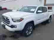 2018 Toyota Tacoma Limited с VIN 3TMGZ5AN8JM160542, выставлен на аукционе IAAI как лот 43342637 с пробегом 53 967 миль миль и . История ставок и продаж доступна на DreamBid. Изображение 17.