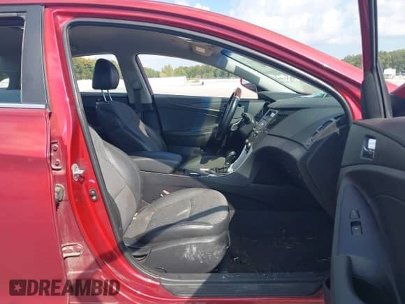 2011 Hyundai Sonata SE z VIN 5NPEC4AC9BH117790, wystawiony jako IAAI lot #43358678 z przebiegiem 126 275 mil mil oraz . Historia ofert i sprzedaży dostępna na DreamBid. Obrazek 5.