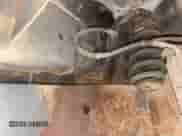 2013 Ford Econoline Cargo Commercial z VIN 1FTNS1EW0DDA17592, wystawiony jako IAAI lot #43589759 z przebiegiem 93 410 mil mil oraz . Historia ofert i sprzedaży dostępna na DreamBid. Obrazek 48.