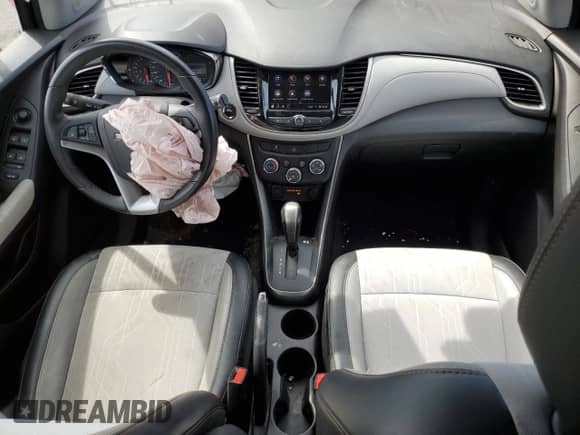 2020 Chevrolet Trax LT с VIN 3GNCJPSB9LL113204, выставлен на аукционе Copart как лот 71890885 с пробегом 33 002 миль миль и Списание • Salvage title. История ставок и продаж доступна на DreamBid. Изображение 8.