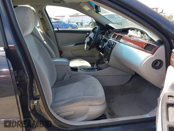 2009 Chevrolet Impala LT with VIN 2G1WT57N091289939, listed as a IAAI auction lot 42872109 with 74,144 mi miles and . Bid and sale history available at DreamBid. Image 5.