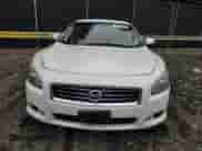 2014 Nissan Maxima SV z VIN 1N4AA5AP9EC438036, wystawiony jako Copart lot #81465675 z przebiegiem 195 881 mil mil oraz Szkoda całkowita • Salvage title. Historia ofert i sprzedaży dostępna na DreamBid. Obrazek 5.