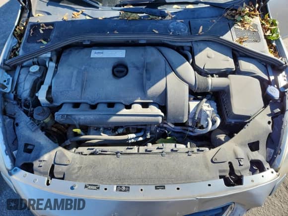 2013 Volvo S60 T6 R-Design Platinum с VIN YV1902FH1D2230439, выставлен на аукционе Copart как лот 85838645 с пробегом 62 484 миль миль и Списание • Salvage title. История ставок и продаж доступна на DreamBid. Изображение 11.