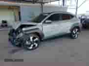 2024 Hyundai Kona Limited с VIN KM8HE3A38RU099277, выставлен на аукционе Copart как лот 66761575 с пробегом 15 003 миль миль и Списание • Salvage title. История ставок и продаж доступна на DreamBid. Изображение 1.
