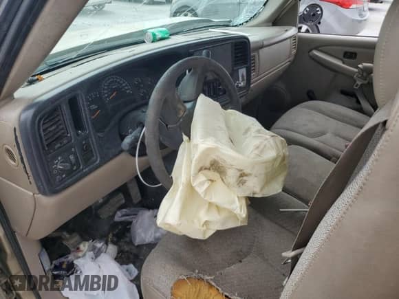 2004 Chevrolet Silverado 1500 Work Truck with VIN 1GCEC19X04Z225149, listed as a Copart auction lot 82751835 with Not provided miles and Salvage title. Bid and sale history available at DreamBid. Image 8.