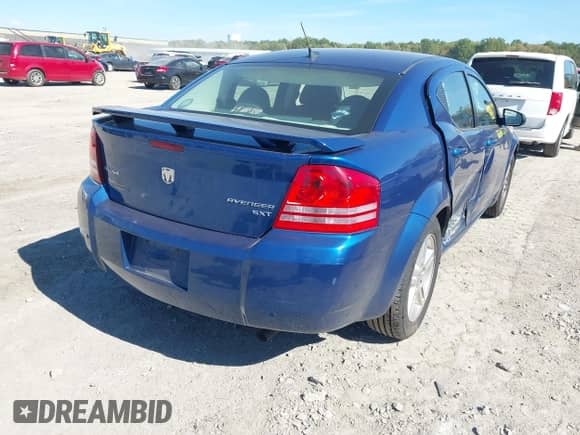 2009 Dodge Avenger SXT with VIN 1B3LC56BX9N548129, listed as a IAAI auction lot 43424658 with 113,697 mi miles and . Bid and sale history available at DreamBid. Image 4.