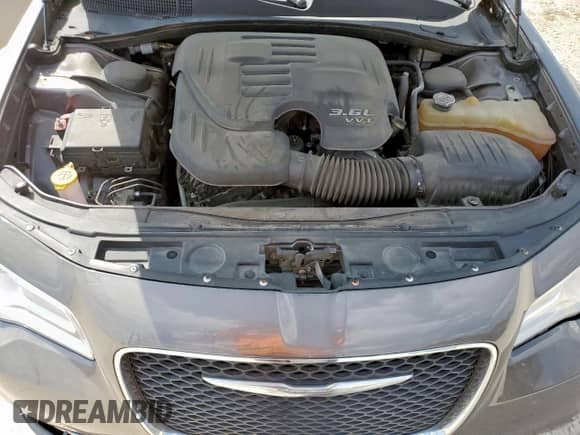 2015 Chrysler 300 Limited с VIN 2C3CCAAG9FH838039, выставлен на аукционе Copart как лот 85265925 с пробегом 108 499 миль миль и Списание • Salvage title. История ставок и продаж доступна на DreamBid. Изображение 11.