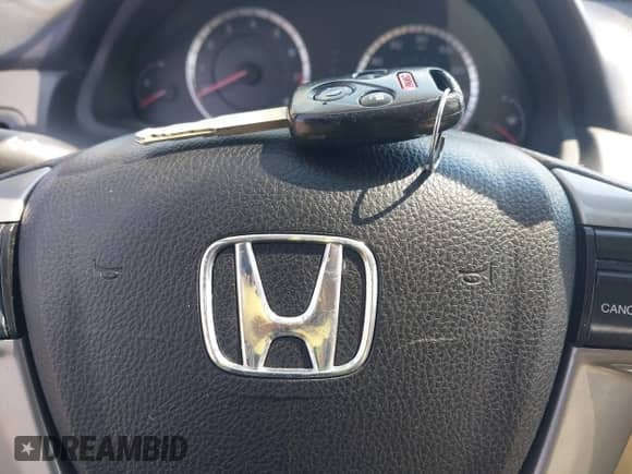 2012 Honda Accord LX с VIN 1HGCP2F38CA093582, выставлен на аукционе IAAI как лот 43145247 с пробегом 219 517 миль миль и . История ставок и продаж доступна на DreamBid. Изображение 11.