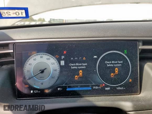 2024 Hyundai Santa Cruz Limited z VIN 5NTJEDAFXRH089674, wystawiony jako Copart lot #84298845 z przebiegiem 10 563 mil mil oraz Szkoda całkowita • Salvage title. Historia ofert i sprzedaży dostępna na DreamBid. Obrazek 9.