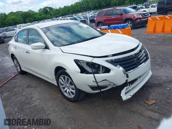 2015 Nissan Altima SL with VIN 1N4AL3AP2FN362874, listed as a IAAI auction lot 42245417 with 138,492 mi miles and . Bid and sale history available at DreamBid. Image 1.