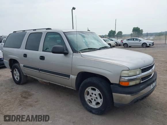 2005 Chevrolet Suburban Z71 z VIN 3GNFK16Z15G178686, wystawiony jako IAAI lot #42437360 z przebiegiem 262 094 mil mil oraz . Historia ofert i sprzedaży dostępna na DreamBid. Obrazek 1.