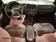 1999 Chevrolet Blazer LT z VIN 1GNDT13W4X2149645, wystawiony jako Copart lot #68597425 z przebiegiem 184 694 mil mil oraz Czysty tytuł • Clean title. Historia ofert i sprzedaży dostępna na DreamBid. Obrazek 8.