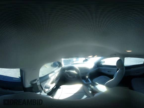 2018 Hyundai Elantra SE с VIN 5NPD74LFXJH352320, выставлен на аукционе IAAI как лот 43434225 с пробегом 61 051 миль миль и . История ставок и продаж доступна на DreamBid. Изображение 18.