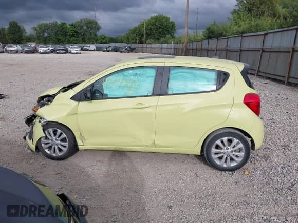 2017 Chevrolet Spark LT с VIN KL8CD6SA7HC733658, выставлен на аукционе IAAI как лот 43042963 с пробегом 61 087 миль миль и . История ставок и продаж доступна на DreamBid. Изображение 14.