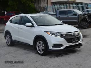 2022 Honda HR-V LX с VIN 3CZRU5H38NM721821, выставлен на аукционе Copart как лот 90275485 с пробегом 72 271 миль миль и Списание • Salvage title. История ставок и продаж доступна на DreamBid. Изображение 1.