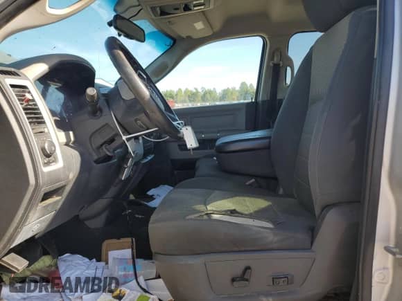 2009 Dodge 1500 SLT z VIN 1D3HB18T39S767254, wystawiony jako Copart lot #83926725 z przebiegiem 278 514 mil mil oraz Czysty tytuł • Clean title. Historia ofert i sprzedaży dostępna na DreamBid. Obrazek 7.