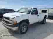 2002 Chevrolet Silverado 2500HD LS with VIN 1GCHK24U92E123890, listed as a Copart auction lot 52396985 with 370,431 mi miles and Salvage title. Bid and sale history available at DreamBid. Image 1.