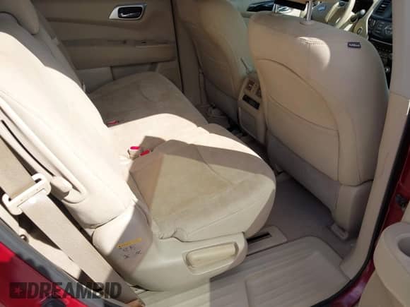 2014 Nissan Pathfinder SV z VIN 5N1AR2MN8EC732048, wystawiony jako IAAI lot #43437592 z przebiegiem 133 609 mil mil oraz . Historia ofert i sprzedaży dostępna na DreamBid. Obrazek 8.