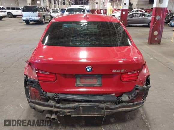 2015 BMW 3 Series 328i z VIN WBA3C1C56FK124284, wystawiony jako IAAI lot #42920808 z przebiegiem 155 068 mil mil oraz . Historia ofert i sprzedaży dostępna na DreamBid. Obrazek 17.