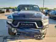 2020 Ram 1500 Rebel z VIN 1C6SRFLT0LN357023, wystawiony jako Copart lot #69025675 z przebiegiem 114 804 mil mil oraz Szkoda całkowita • Salvage title. Historia ofert i sprzedaży dostępna na DreamBid. Obrazek 5.