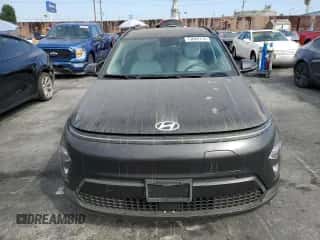 2024 Hyundai Kona SEL с VIN KM8HC3A63RU006813, выставлен на аукционе Copart как лот 73609714 с пробегом 3 996 миль миль и Списание • Salvage title. История ставок и продаж доступна на DreamBid. Изображение 5.
