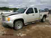 2007 GMC Sierra 1500 SLE1 with VIN 1GTEC19C77Z509816, listed as a Copart auction lot 54752725 with 194,520 mi miles and Salvage title. Bid and sale history available at DreamBid. Image 1.