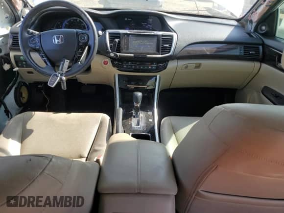2017 Honda Accord EX-L с VIN JHMCR6F58HC022006, выставлен на аукционе Copart как лот 84561035 с пробегом 108 465 миль миль и Списание • Salvage title. История ставок и продаж доступна на DreamBid. Изображение 8.