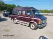 1992 Dodge Cargo z VIN 2B7HB21Y7NK130635, wystawiony jako IAAI lot #43015408 z przebiegiem 138 956 mil mil oraz . Historia ofert i sprzedaży dostępna na DreamBid. Obrazek 1.