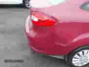 2011 Ford Fiesta SE with VIN 3FADP4BJ2BM231420, listed as a IAAI auction lot 43412473 with 192,149 mi miles and . Bid and sale history available at DreamBid. Image 15.