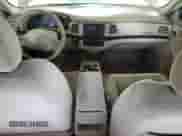 2004 Chevrolet Impala с VIN 2G1WF52E649256291, выставлен на аукционе Copart как лот 71601255 с пробегом 219 795 миль миль и Списание • Salvage title. История ставок и продаж доступна на DreamBid. Изображение 8.