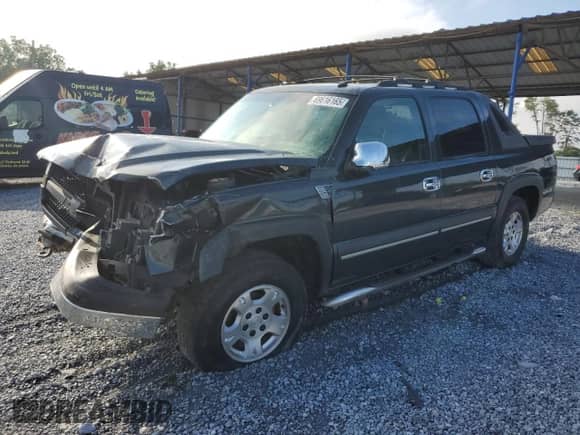 2003 Chevrolet Avalanche с VIN 3GNEC13T33G228297, выставлен на аукционе Copart как лот 69616165 с пробегом Не указан миль и Списание • Salvage title. История ставок и продаж доступна на DreamBid. Изображение 1.