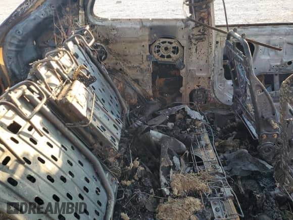 2008 Hyundai Accent SE z VIN KMHCN36C58U086987, wystawiony jako Copart lot #62260425 z przebiegiem Nie podano mil oraz Szkoda całkowita • Salvage title. Historia ofert i sprzedaży dostępna na DreamBid. Obrazek 11.