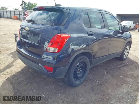 2018 Chevrolet Trax LS с VIN 3GNCJKSB5JL233064, выставлен на аукционе IAAI как лот 43288179 с пробегом 87 123 миль миль и . История ставок и продаж доступна на DreamBid. Изображение 4.