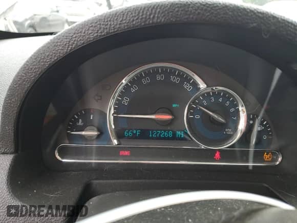 2007 Chevrolet HHR LT с VIN 3GNDA33P27S555616, выставлен на аукционе Copart как лот 70648104 с пробегом 127 268 миль миль и Списание • Salvage title. История ставок и продаж доступна на DreamBid. Изображение 9.